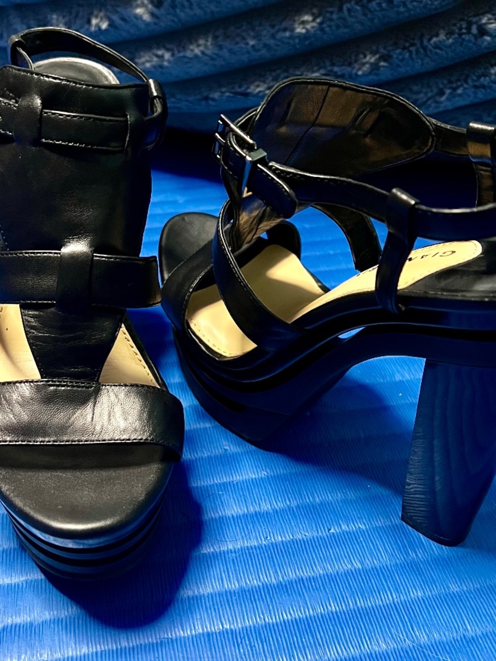 Gianni Bini Black Platform Sandals